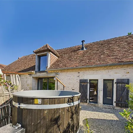 Ancienne Ferme Renovee Pour 6 En 2 Holiday home Fossemagne